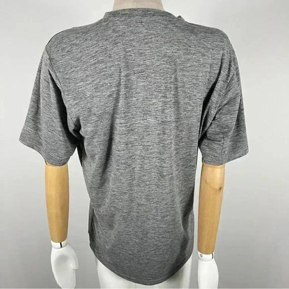 🌟Columbia  tee - Picture 3 of 8